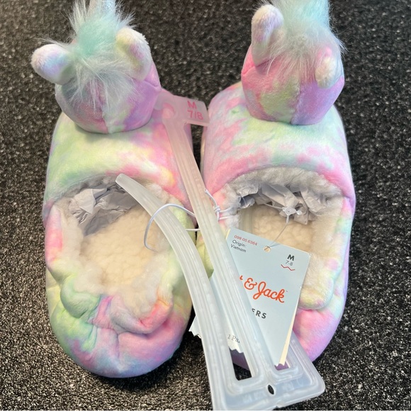 NWT Cat & Jack Toddler Unicorn Slippers - Picture 3 of 7